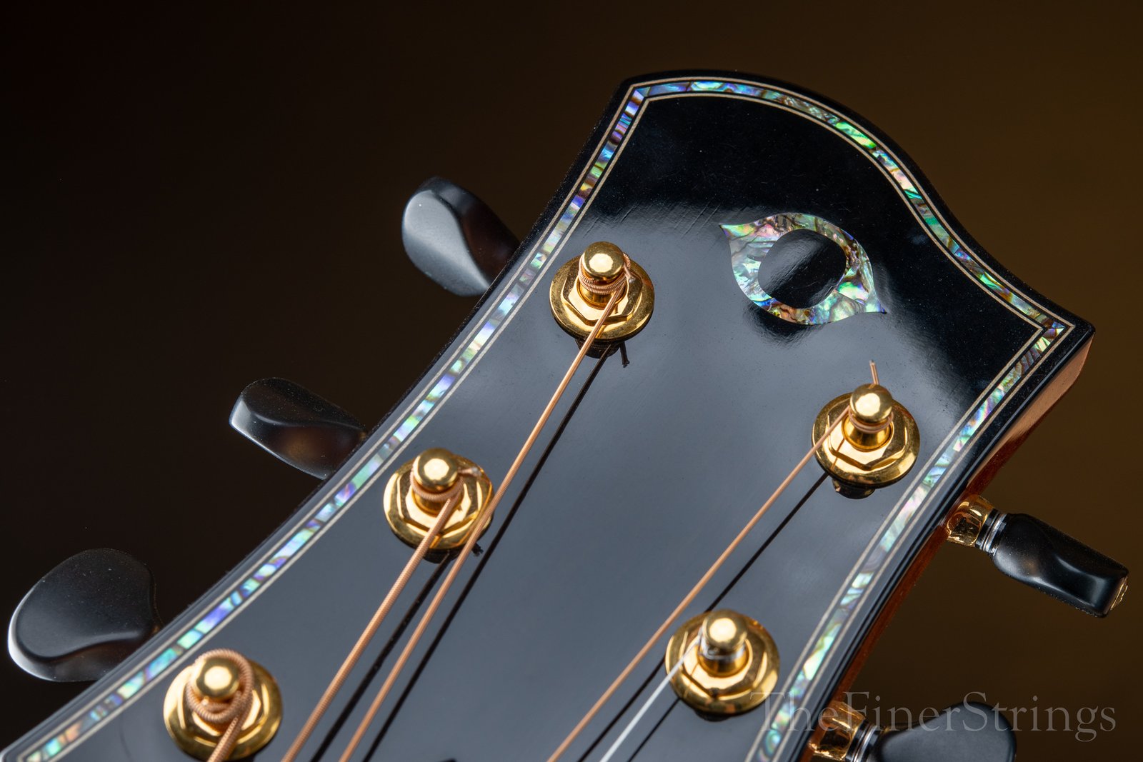Olson Small Jumbo detail